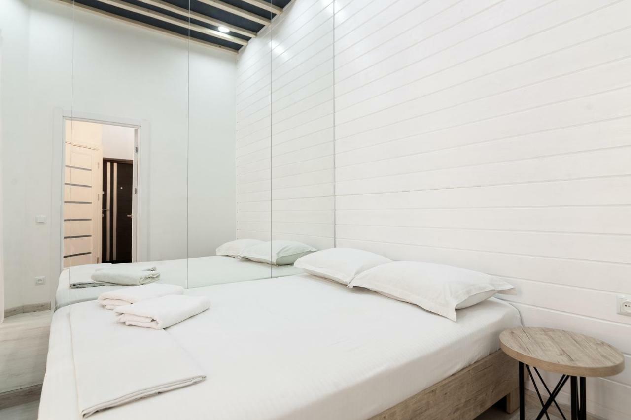 Leogrand One-Bedroom Apartments On Tugan-Baranovskogo 24 Львов Экстерьер фото